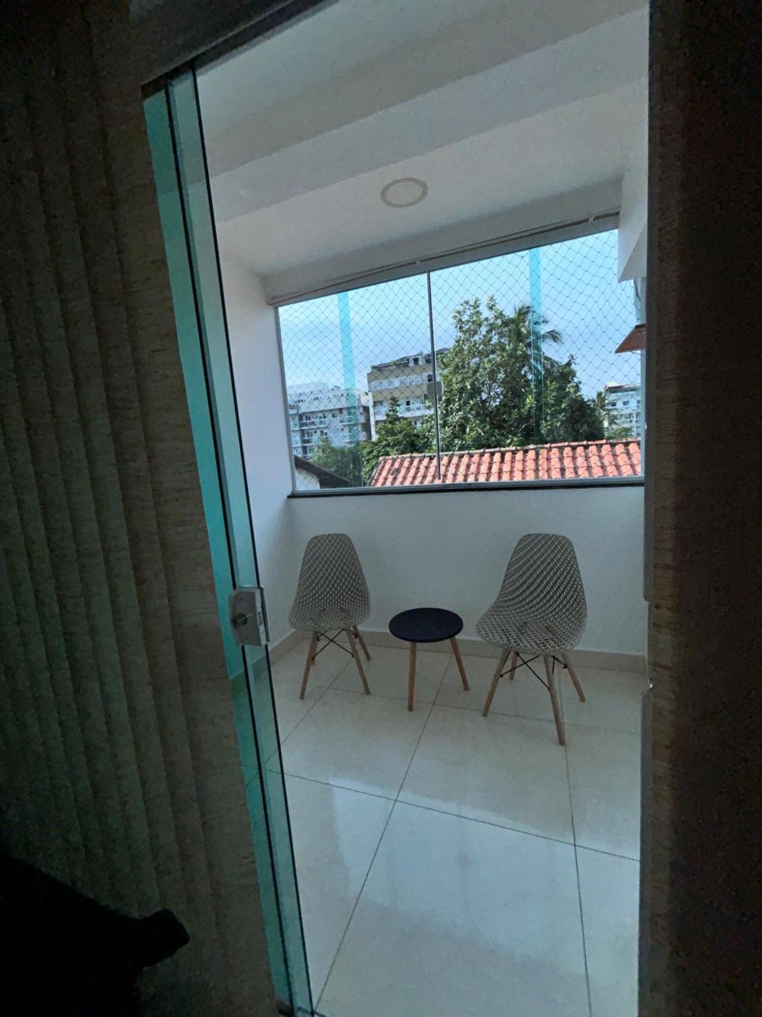 Apartamento Ap A 195 Metros Da *