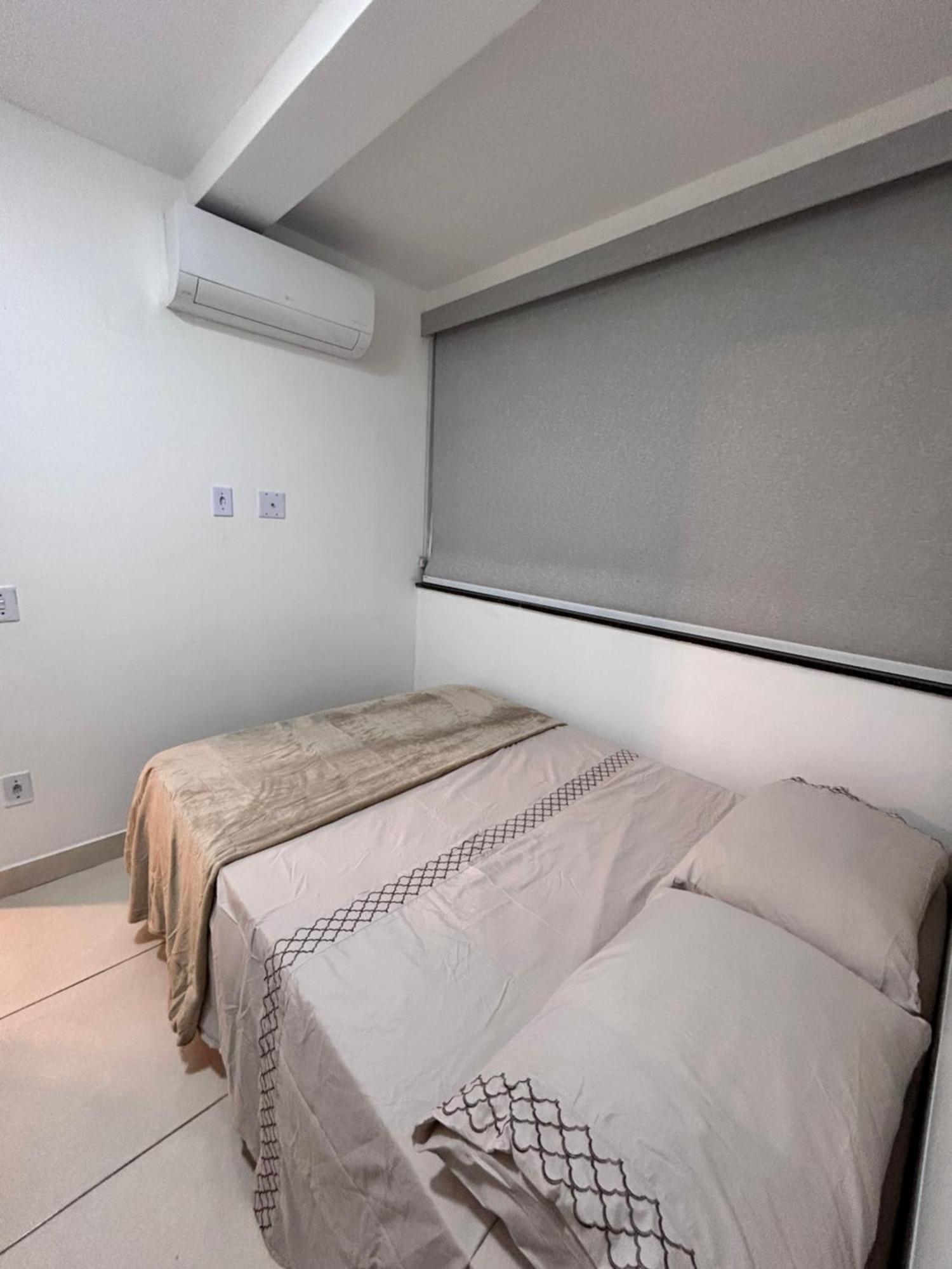 Apartamento Ap A 195 Metros Da
